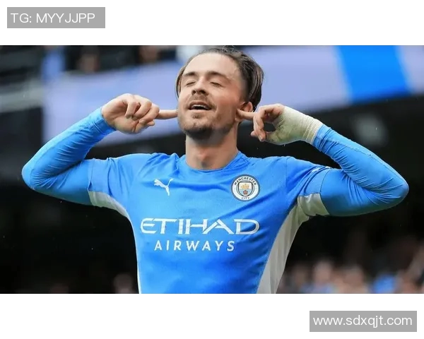 圣诞节足球场上的闪亮之星格拉利什如何用实力征服球迷心坎